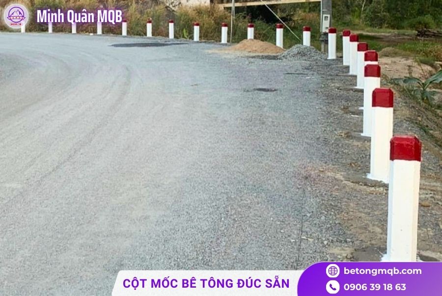 Cọc tiêu bê tông cốt thép cảnh báo cho giao thông 2 Cọc tiêu bê tông cốt thép giao thông