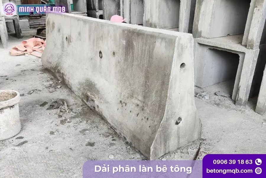 Dải phân làn giao thông