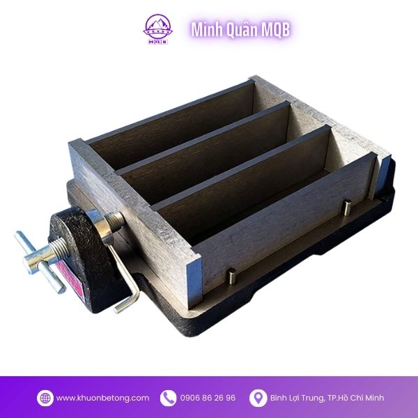 Khuôn mẫu vữa bằng gang 4x4x16cm có tay quay 3 Khuôn mẫu vữa bằng gang có tay quay