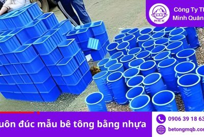 So sánh khuôn đúc mẫu bê tông bằng nhựa và gang