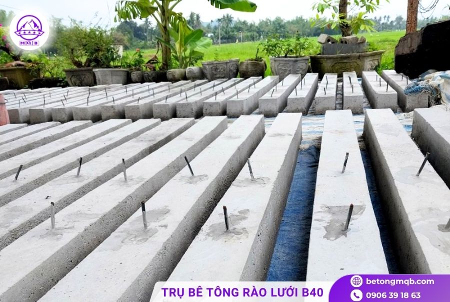 Cột hàng rào bê tông đúc sẵn, giá rẻ, bền bỉ 4 Cột hàng rào bê tông tại Miền Nam