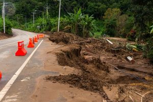 hạ tầng giao thông