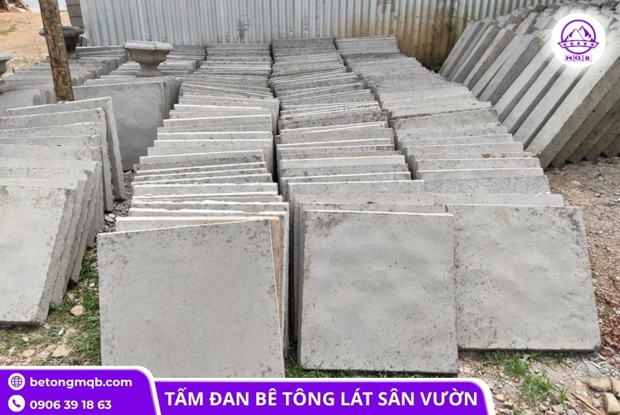 Cung cấp tấm đan bê tông 50x50x5cm lát sân vườn 2 Tấm đan bê tông 50x50x5cm đúc sẵn