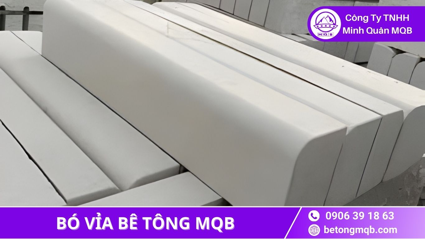 Bó Vỉa Thoát Nước Nhanh – Giải Pháp Chống Ngập 2026 | Bê Tông MQB 1 bó vỉa thoát nước nhanh tại tuyến vỉa hè sau mưa