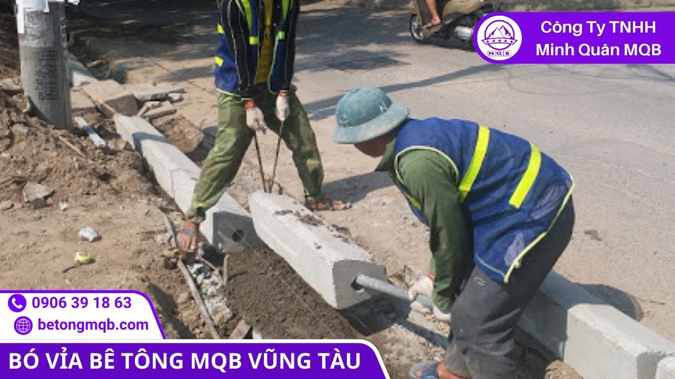 bảo dưỡng bê tông bó vỉa sau lắp đặt bằng kiểm soát nước đọng và hoàn trả nền theo lớp