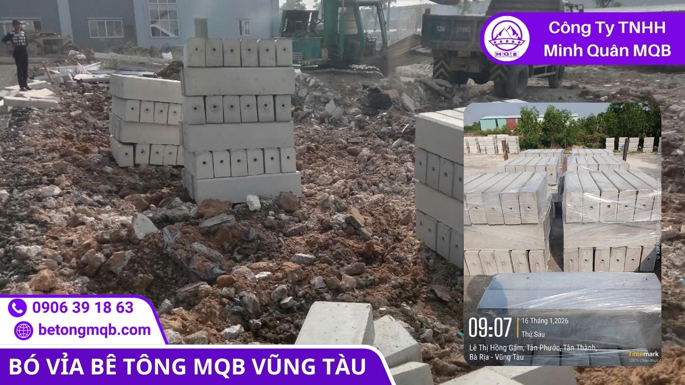 giao hàng bó vỉa bê tông Vũng Tàu đóng kiện bọc màng giảm sứt mẻ khi vận chuyển
