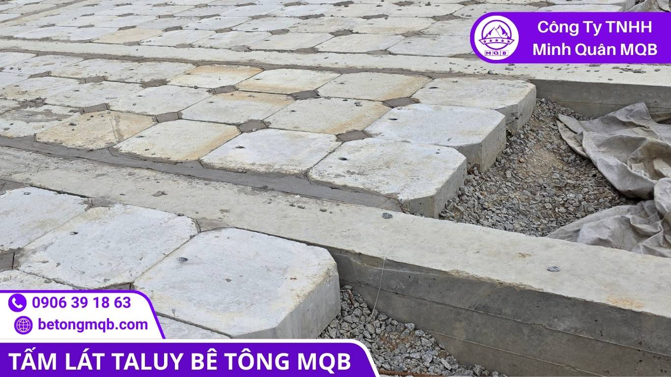 5 Lý Do Dùng Tấm Taluy Khu Công Nghiệp | Bê Tông MQB 1 tấm taluy khu công nghiệp thi công theo tuyến đường nội bộ