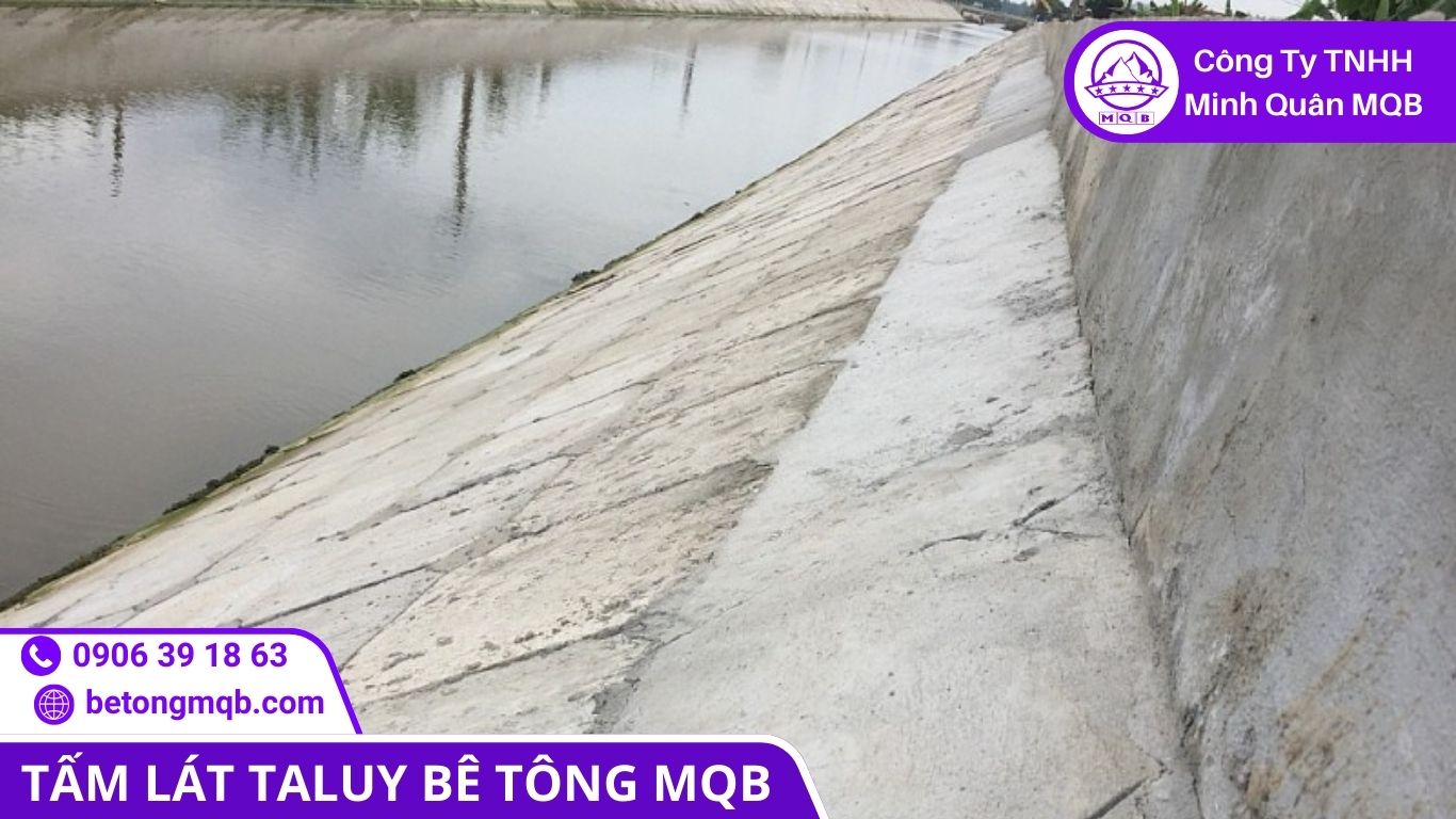 7 Tiêu Chí Chọn Tấm Lát Taluy Đạt Chuẩn | Bê Tông MQB 2 Thi công lát taluy theo tuyến, kiểm soát mạch ghép và cao độ