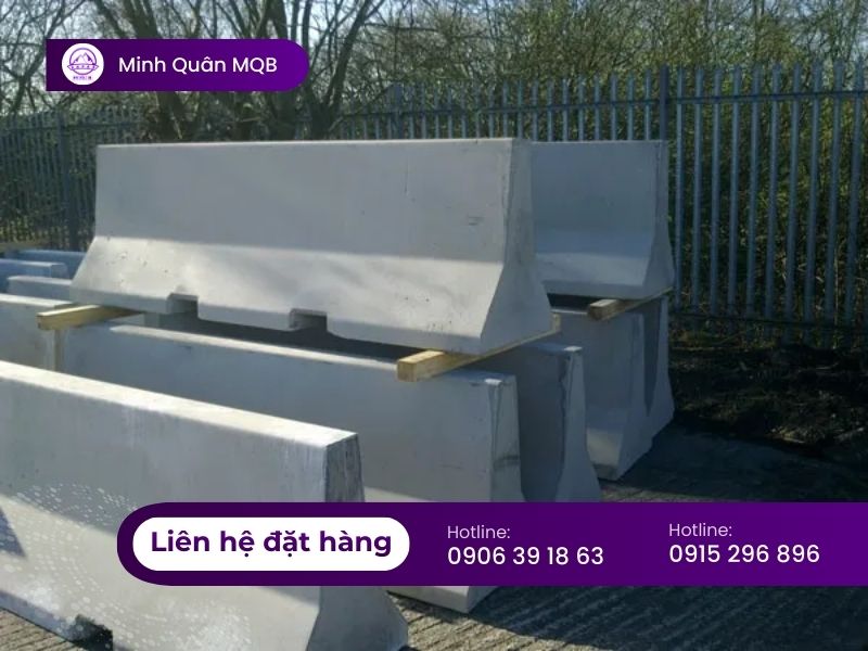 Dải phân cách 500x850x2000mm tại Miền Nam