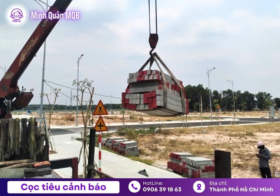 Cọc tiêu đường bộ tại Miền Nam
