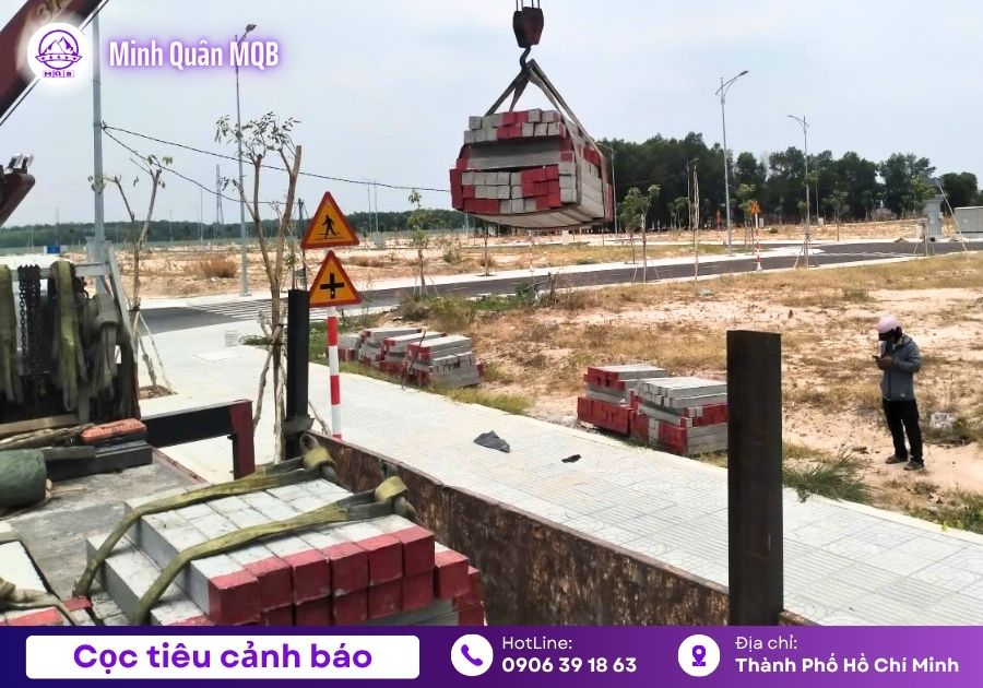 coc tieu duong bo tai long an