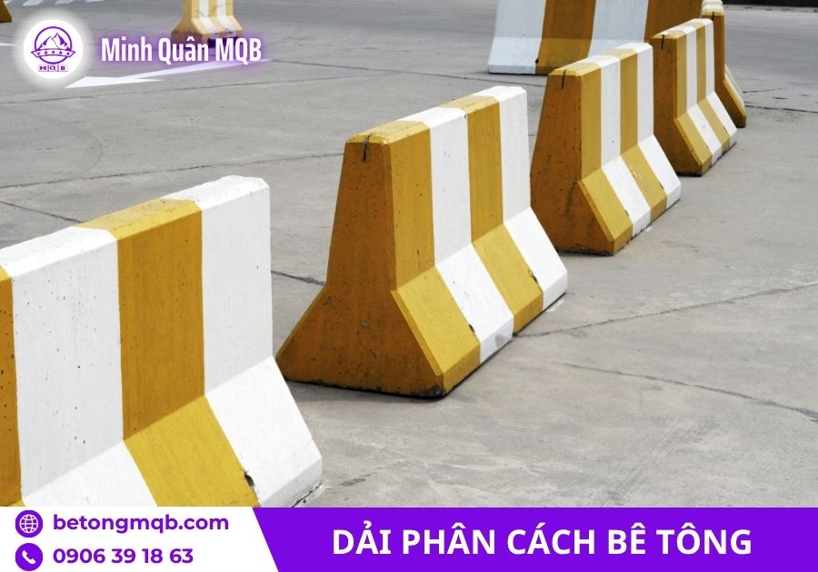 Dải phân cách giữa 2m