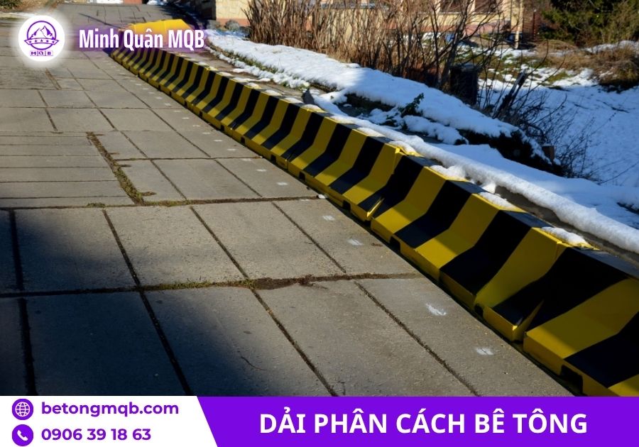 Dải phân cách giữa di động