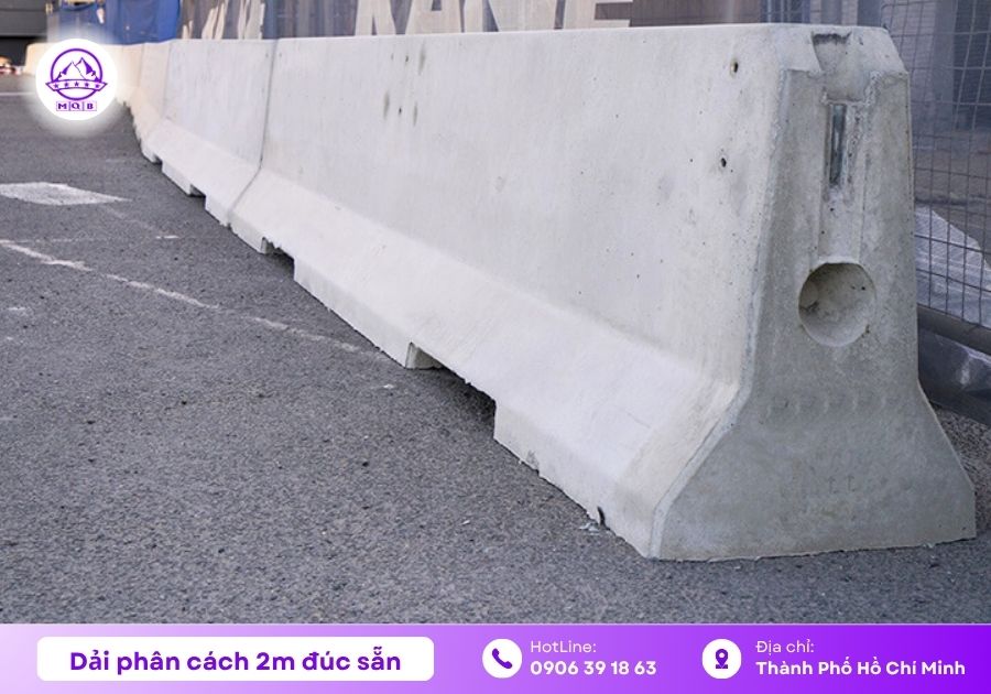 Dải phân cách 600x1000x2000mm cốt thép