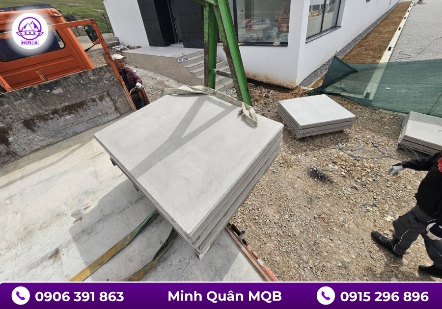 4 Điều Nên Biết Trước Khi Mua Tấm Đan Bê Tông Lát Sân Vườn 1 Bê tông lát sân vườn đúc sẵn