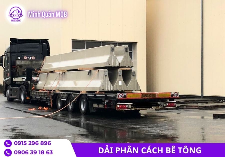 Dải phân cách đúc sẵn 2m