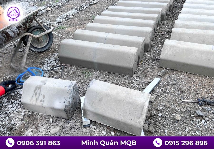 Nhận Sản Xuất Bó Vỉa 0.25m 5 Nhận sản xuất bó vỉa 0.25m