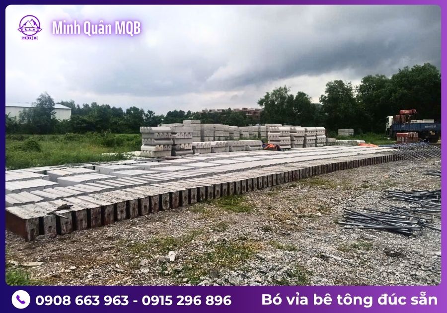 Báo giá bó vỉa bê tông M200 và M300 chênh lệch bao nhiêu? 2 Báo giá bó vỉa bê tông mới nhất