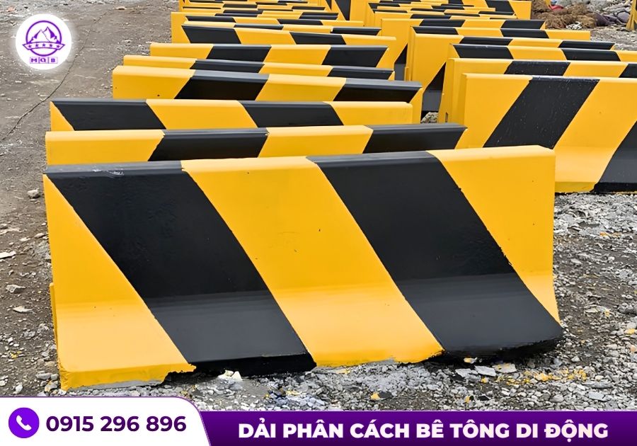 Dải phân cách BTCT đúc sẵn