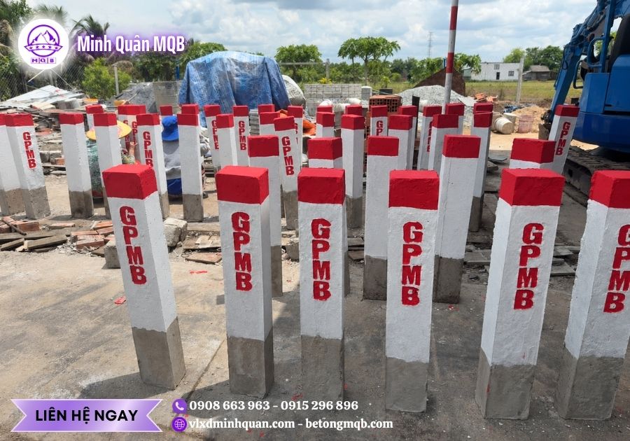 Giá cọc tiêu bê tông cốt thép phân ranh