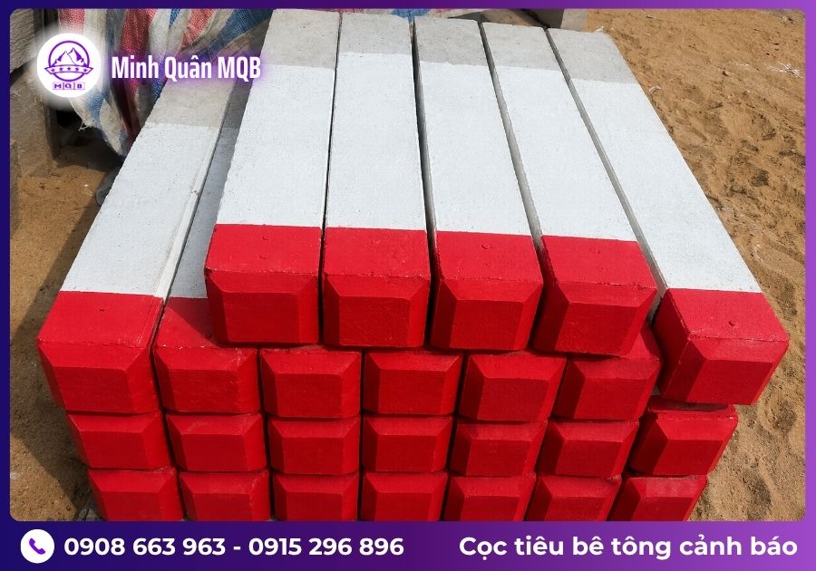 coc tieu ben duong duc san