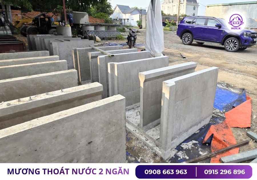 Minh Quân MQB chuyên cung cấp hào kỹ thuật 2 ngăn 13 hao ky thuat 2 ngan thoat nuoc